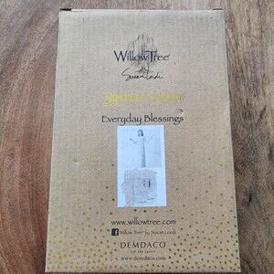 Willow Tree Signature Collection Everyday Blessings Beige Resin Figurine 26209